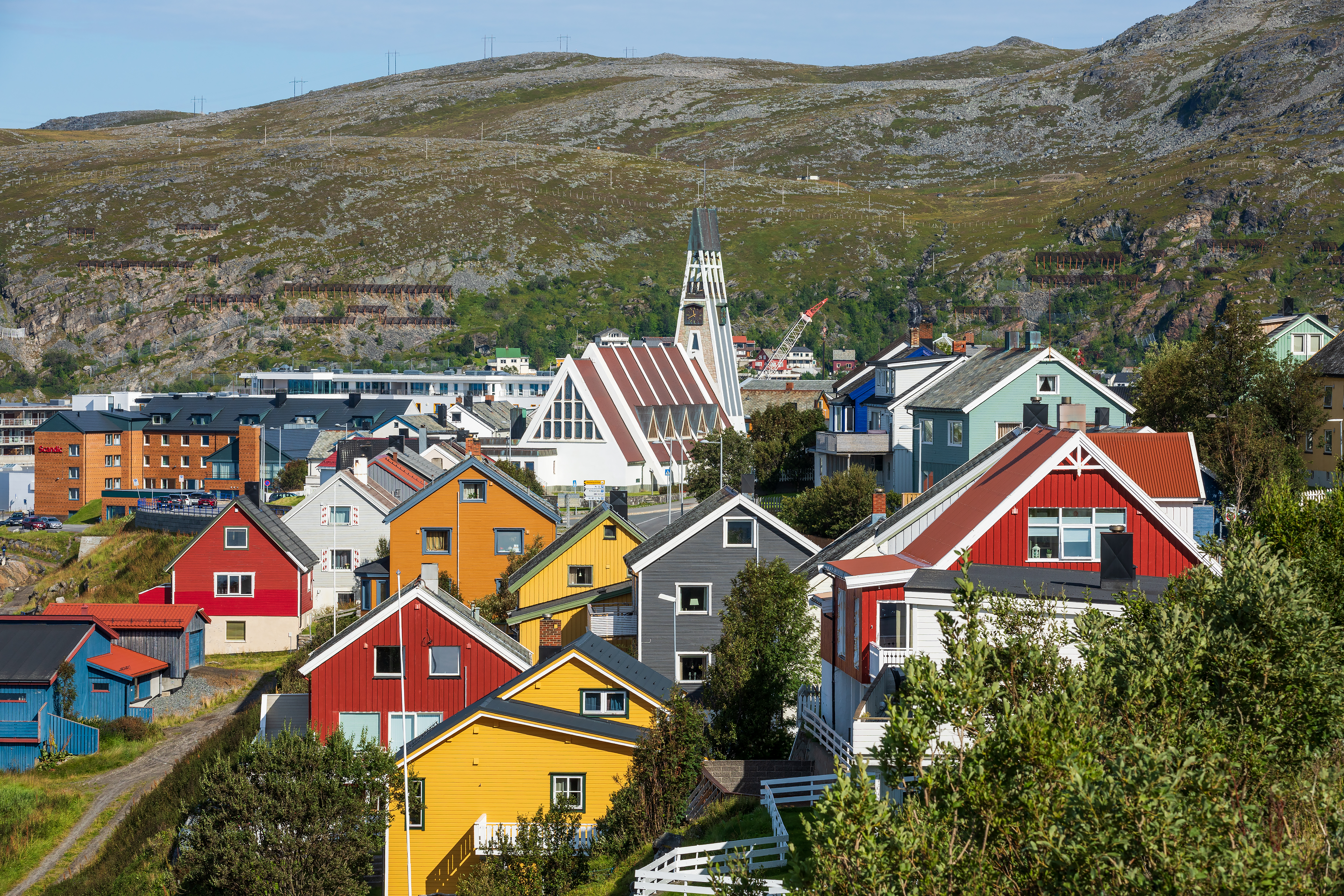 Vista panorámica de Hammerfest - La ciudad más septentrional del mundo