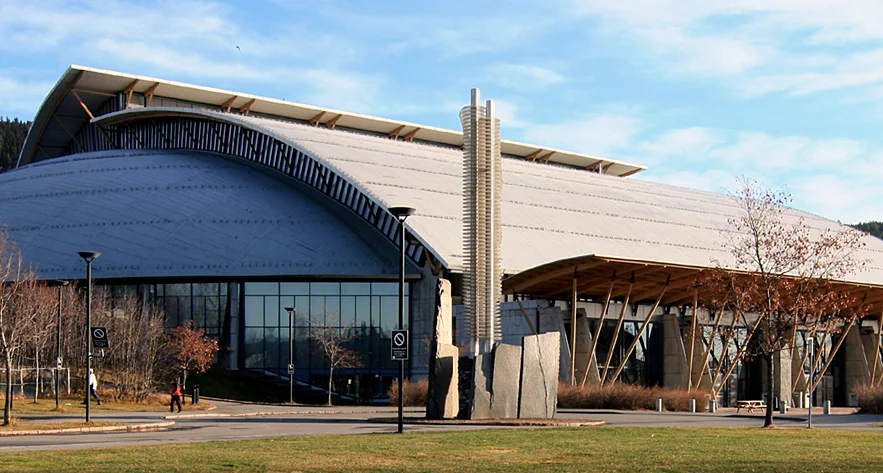 Håkons Hall, arena olímpica con arquitectura vikinga
