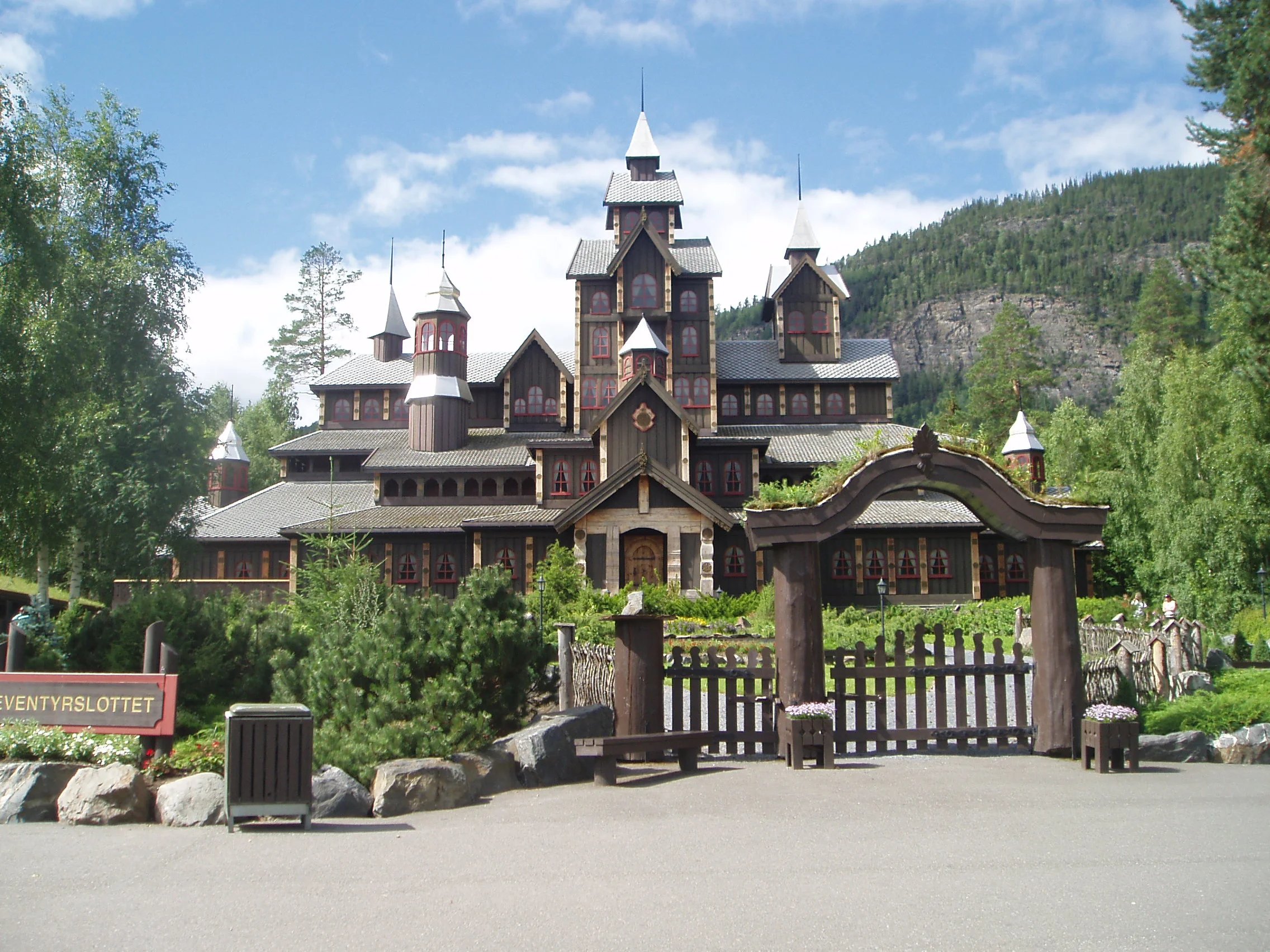 Eventyrslottet en Hunderfossen Familiepark